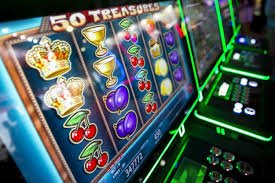 Layar kemenangan dengan animasi bersinar dan detail pembayaran di Jewels of Prosperity.